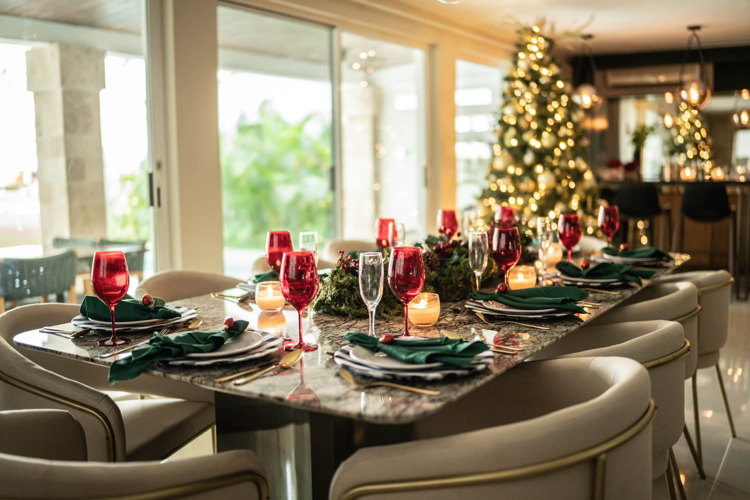 Holiday Cleaning Dining room